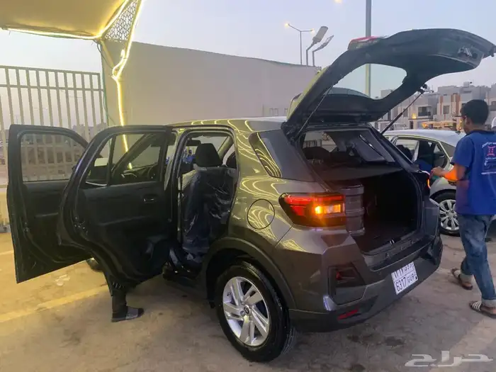 تويوتا رايز 2024 ممشي 16000للتنازل بدون مقابل قيمه التنازل و 0