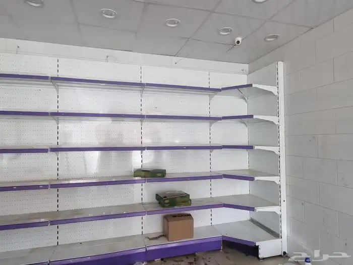 كل انواع الرفوف والعلب والسلال والعلب والتعاليق لدينا 8