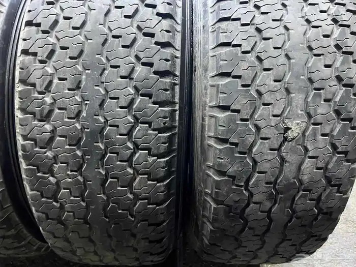 جنوط سنبوسه مع كفرات دنلوب مقاس 275.70.16 بترول فتك 9