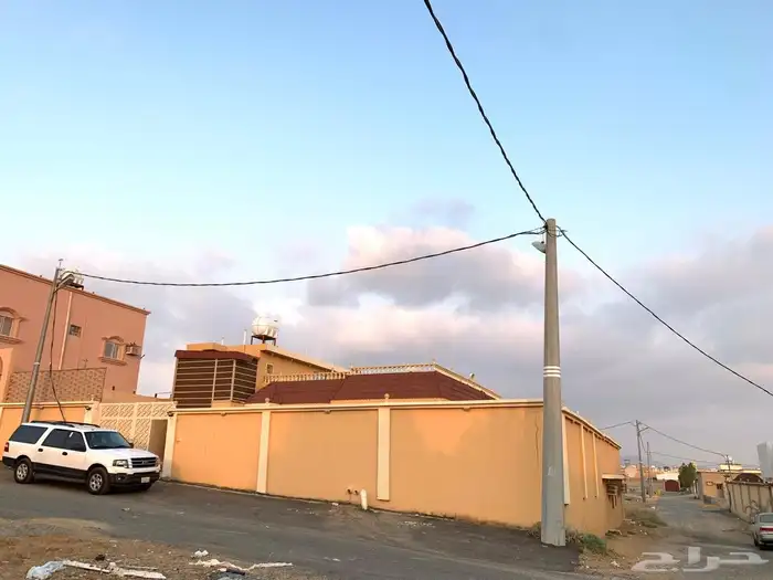 بيت للبيع في الدرب الكدرة 2