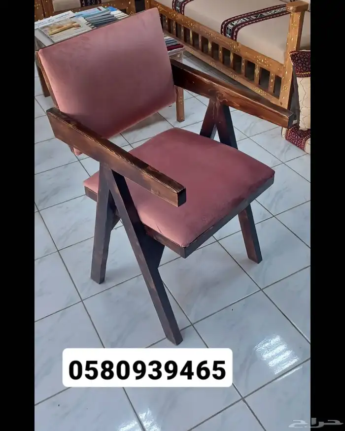 كراسي كوفي وطاولات خشب سويدي 0