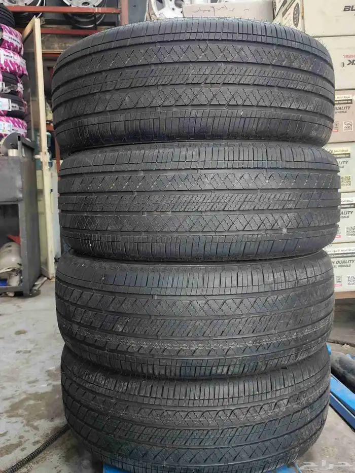 للبيع كفرات 255.50.20 وجنوط 1