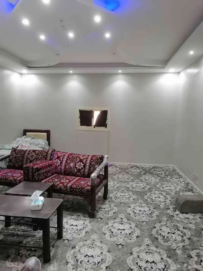للبيع عماره سكنيه مساحتها 405م دورين 4 شقق داخل الحد 10