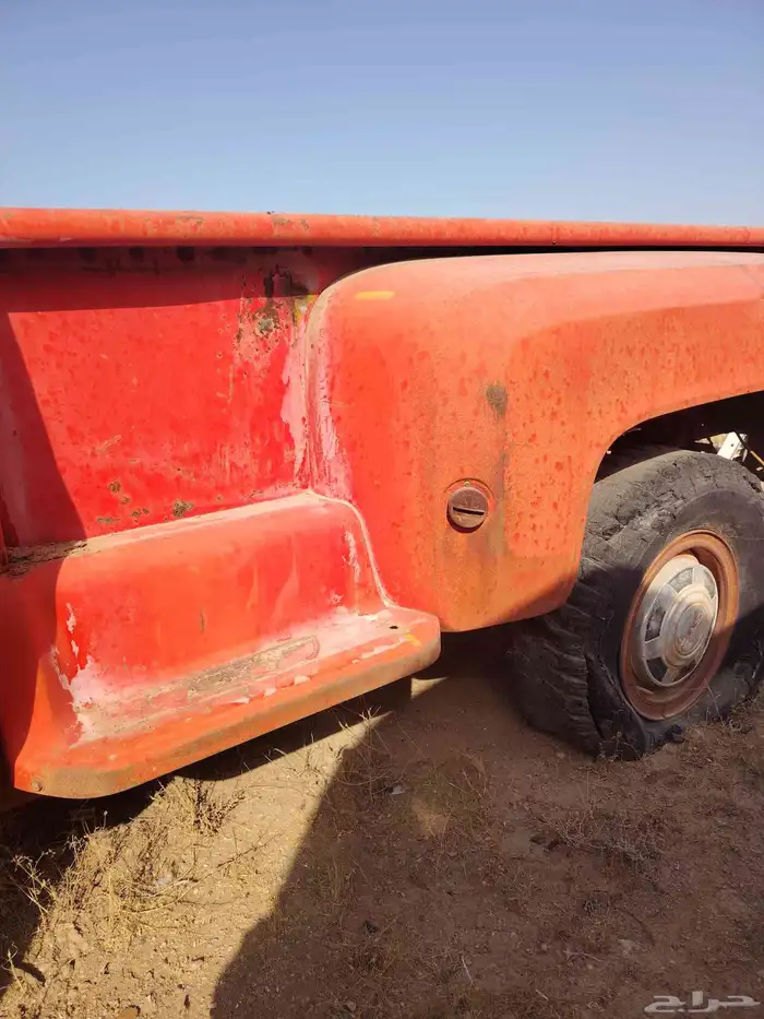 للبيع رفارف خلفيه جمس وشفر موديل 76 8