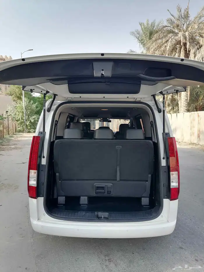 هونداي ستاريا 2022 6