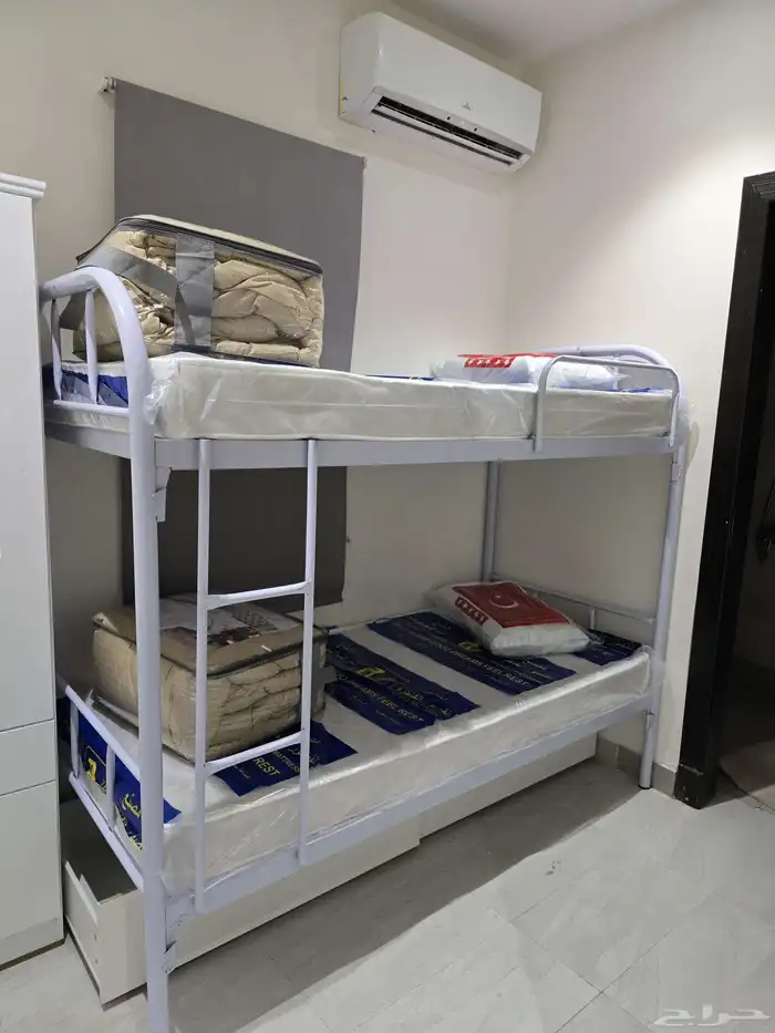 سرير حديد دورين دور واحد مرتبه بطانيه دولاب حديد جديد 4