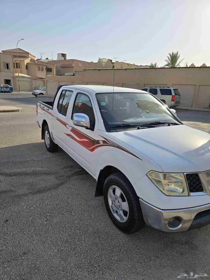 نيسان نافارا 2015 3