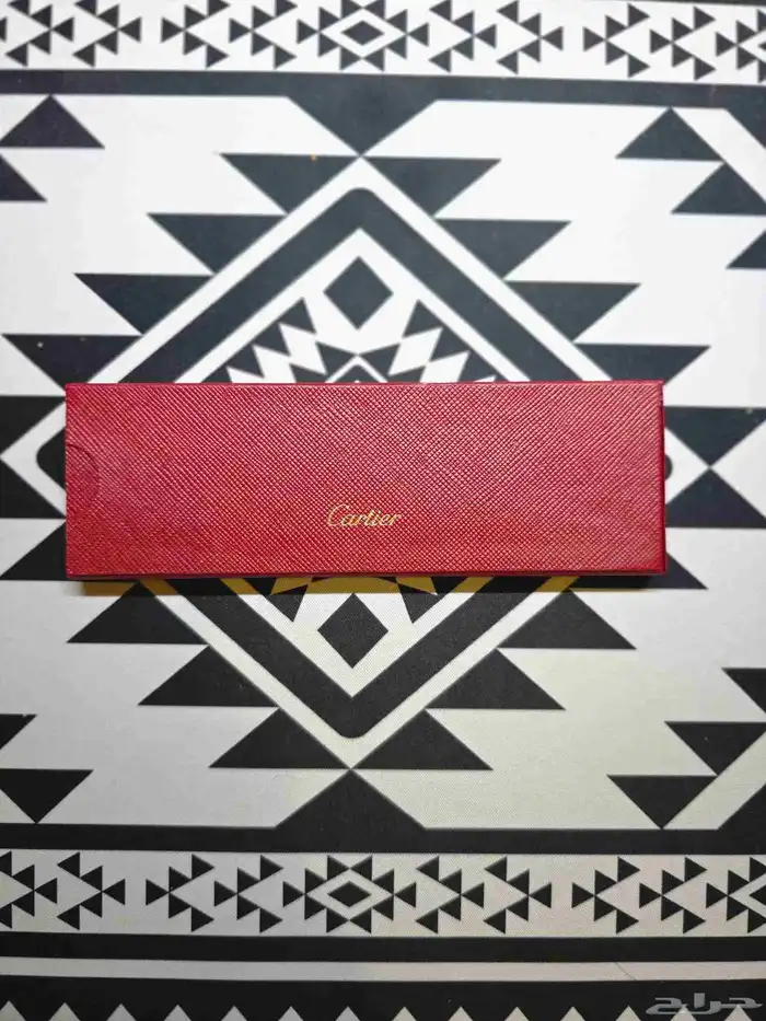 نظارات شمسية سانتوس دو كارتييه موديل بايلوت 8