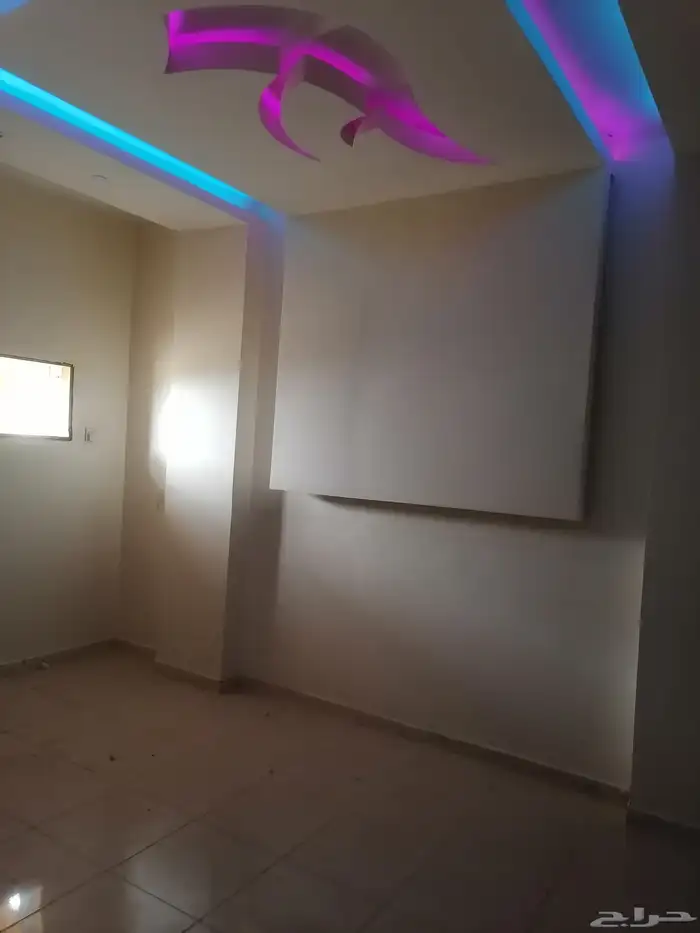 للبيع عماره سكنيه مساحتها 405م دورين 4 شقق داخل الحد 6
