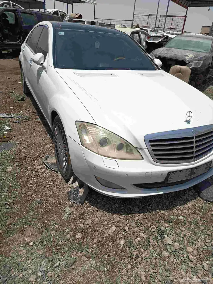 عندي جميع المرسيدس من موديل 2001 الى 2010 0