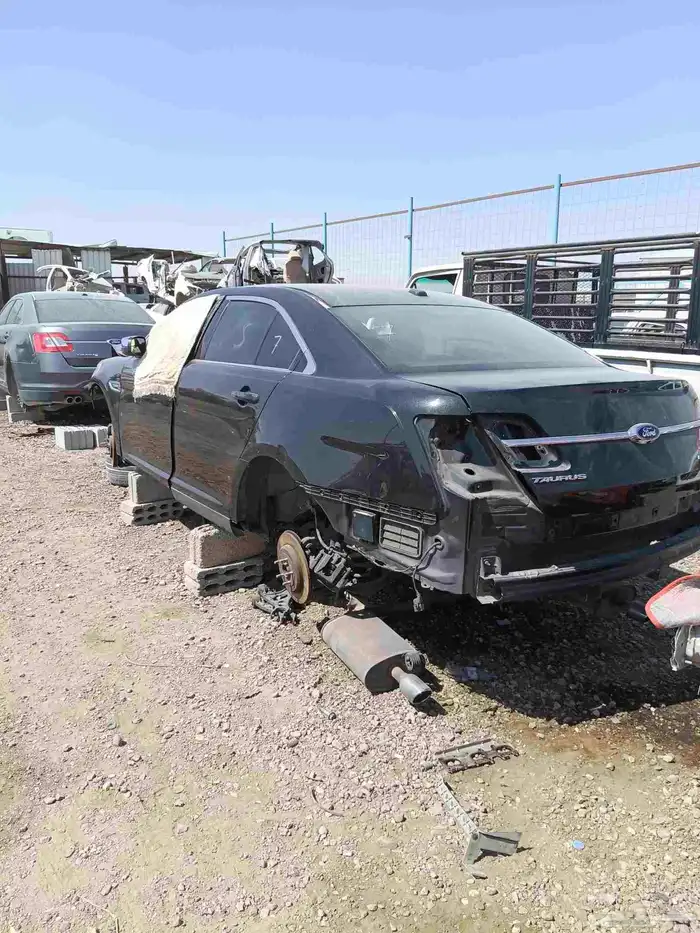 فورد افيوجن 2011 قطع غيار تشليح فقط 4