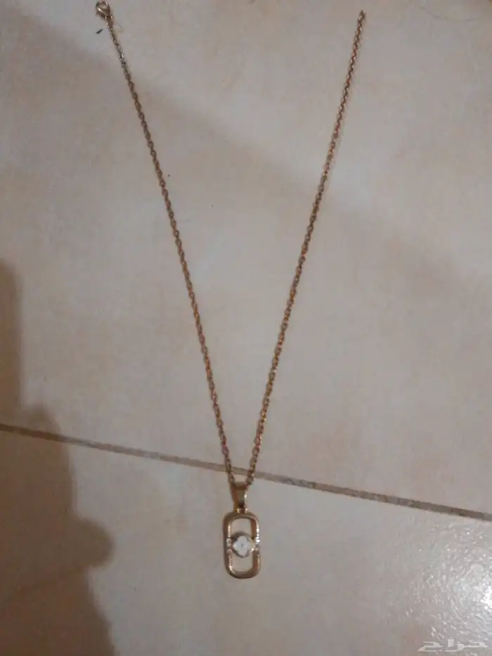 يوجد سواران 0