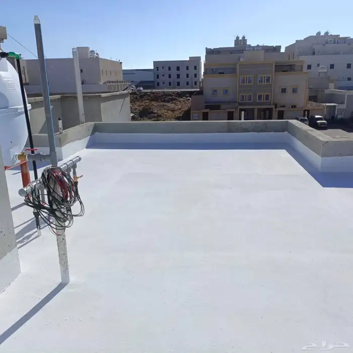 متخصصون في أنظمة العوازل الحديثه 3