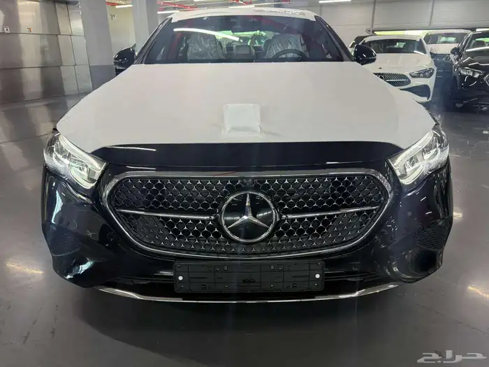 2025 مرسيدس E200 0