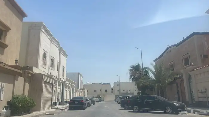 فرصة استثمارية  عمارة 634م2 بحي الصواري 2