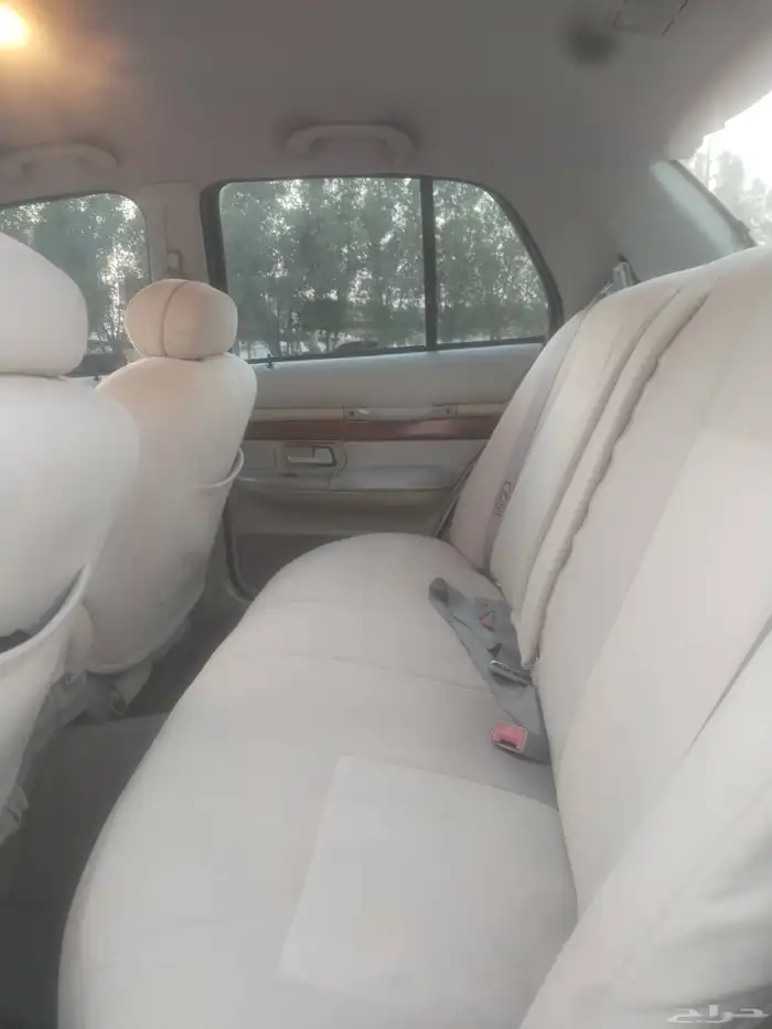 فورد قراند مراكيز 2001 12