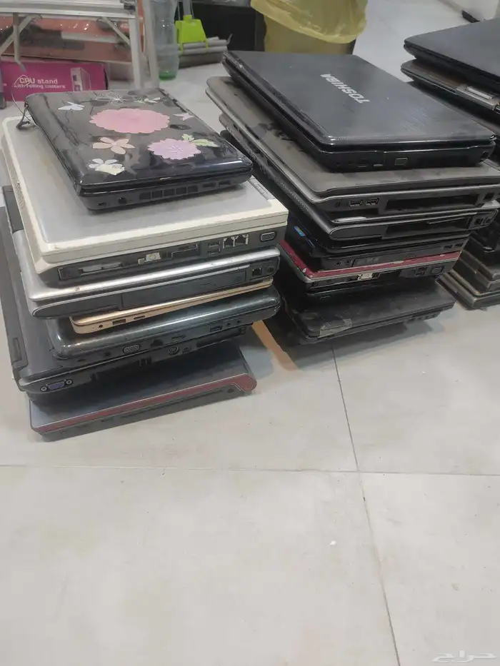 لابتوب قطع غيار 1