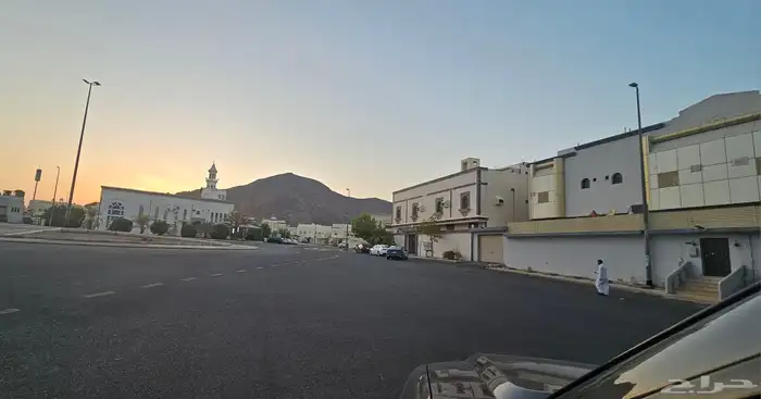 للبيع عماره سكنية شمال الاستاذ الرياضي (السلام ). 2