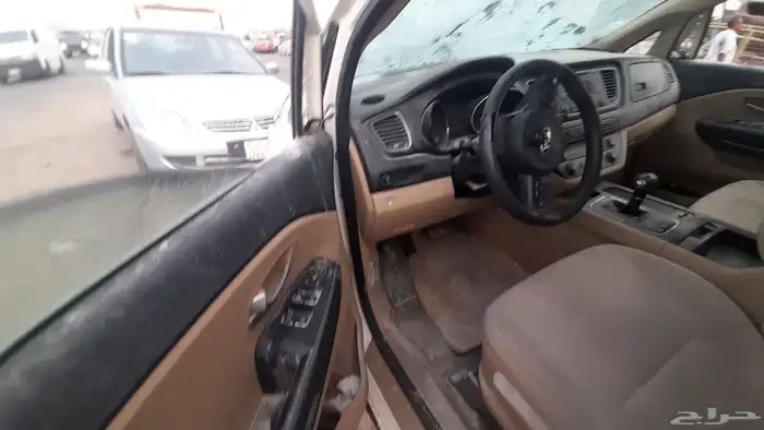 كيا كارنيفال 2015 6