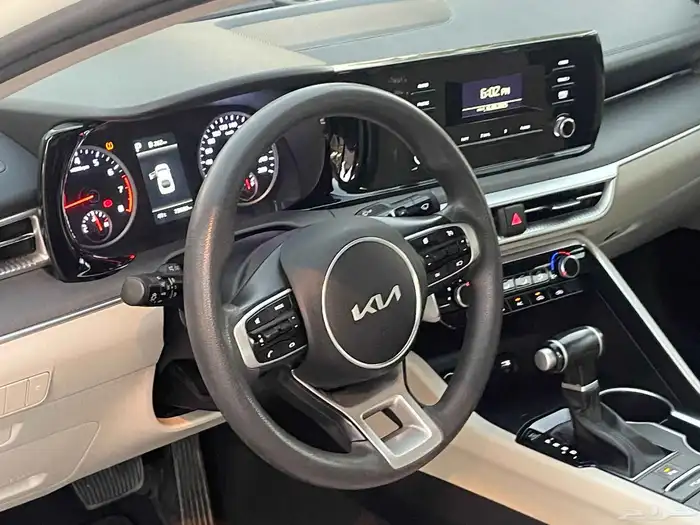 كيا K5 2022 استاندر خليجي 11