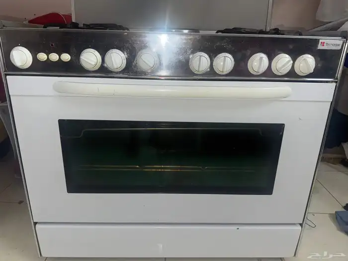 للبيع فرن غاز كهرباء ماركة Tecnogas 2