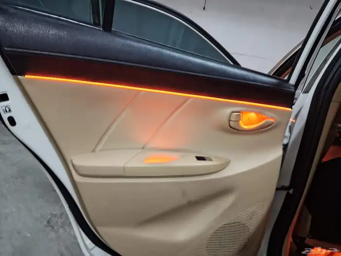 تركيب لد داخلي64 لون يارس موديل 2017 حيكم الله 5