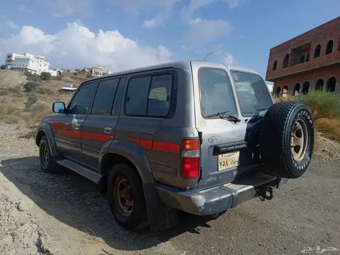 لاند كروزر صالون 1995 الصامل يجي واتس اعلمه بكل شي 05546718 5