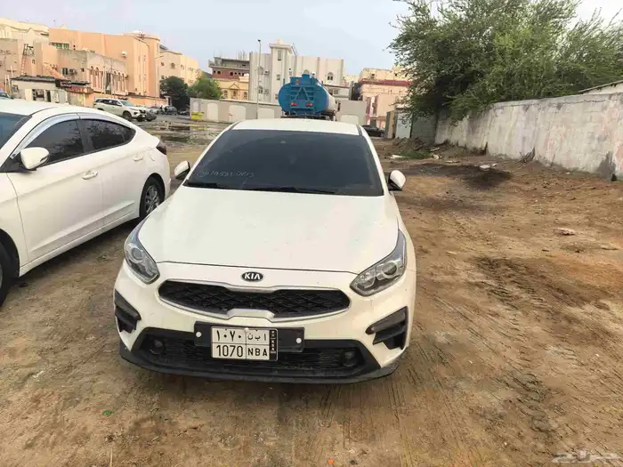 للبيع سيراتو 2020 شبه جديده 0