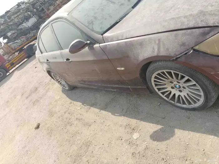 بي ام 2009حجمها 300تشليح قطع غيار 2