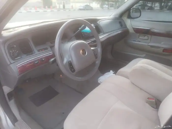 فورد قراند مراكيز 2001 11