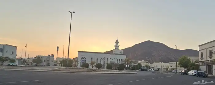 للبيع عماره سكنية شمال الاستاذ الرياضي (السلام ). 4