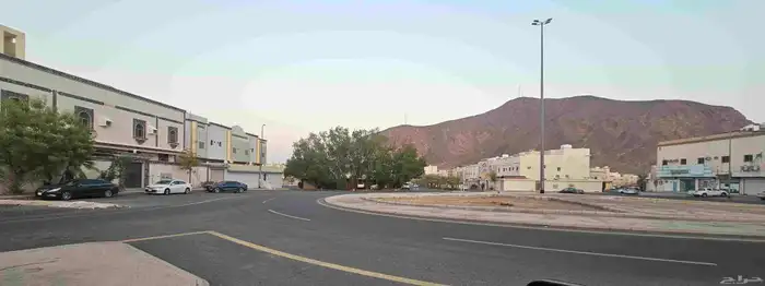 للبيع عماره سكنية شمال الاستاذ الرياضي (السلام ). 6