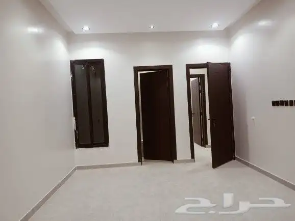 دور للبيع في حي طويق 4
