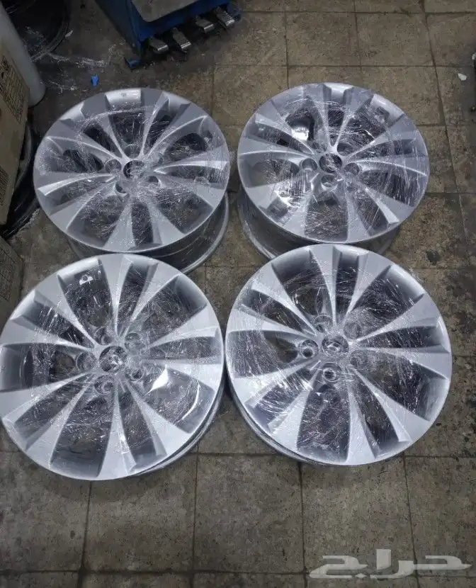 جنوط ازيرا موديل2014 مقاس18 اصلي وكاله 0