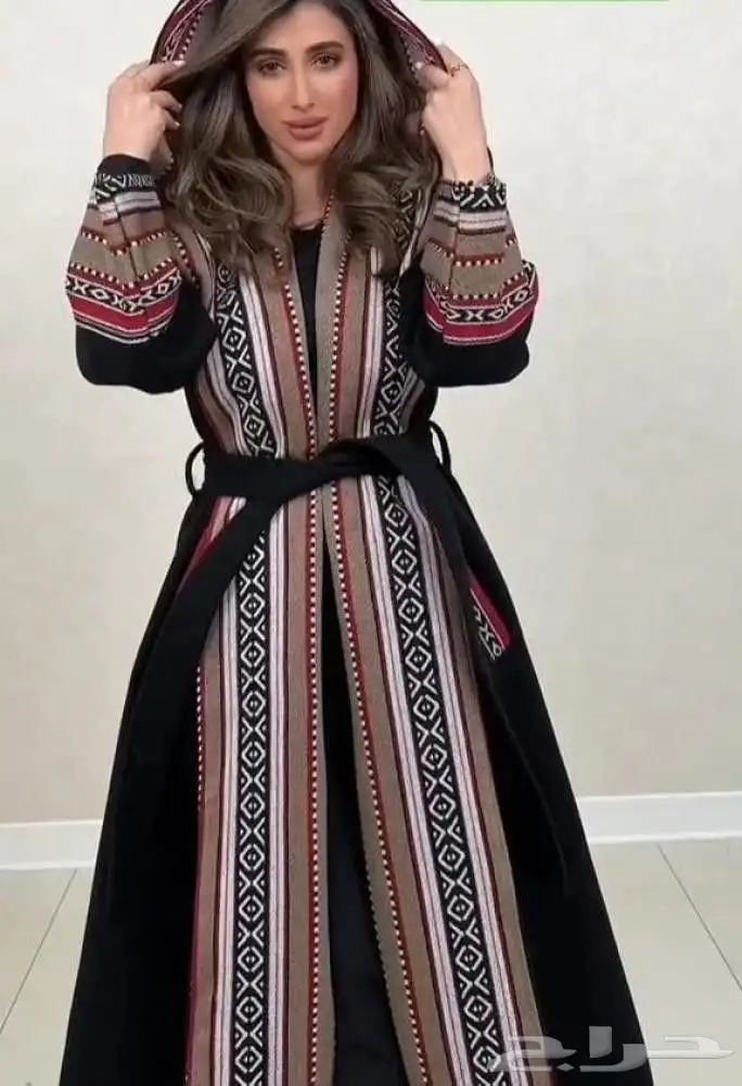 عبايه جميله سدو تراثية مع قبعه 2