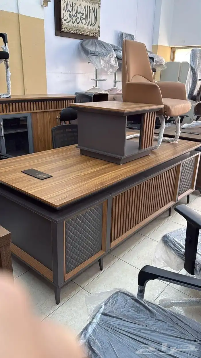 modern manager desk set and staff desks 6