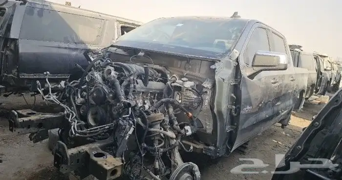 يوجد لدينا جميع انواع قطع غيار السيارات المستخدمه تشليح 2