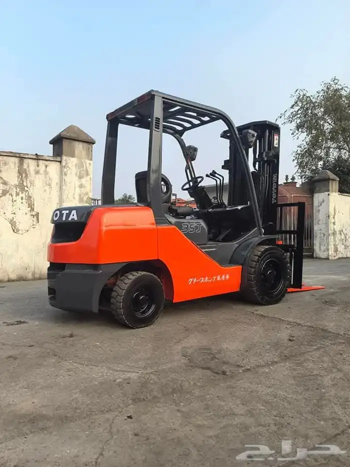 رائ لي  فور  لف  forklifts for rent 7