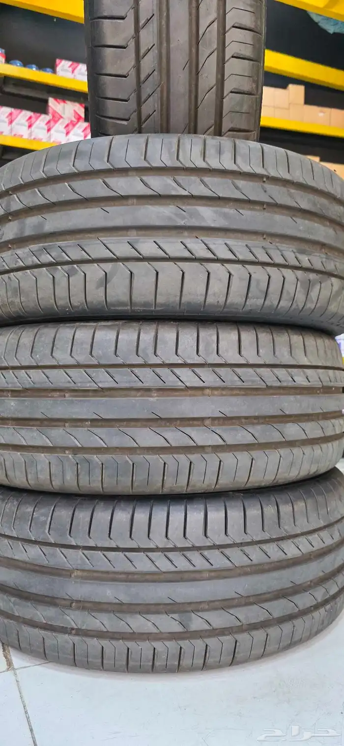 4 كفرات كونتيننتال منزل مقاس 235 55 18 3