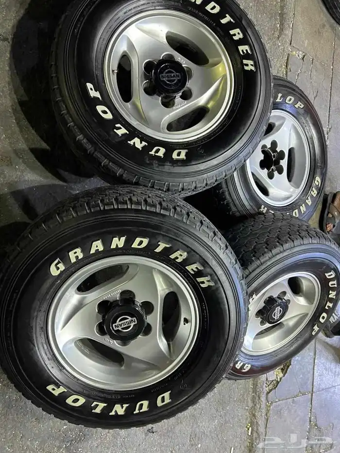 جنوط سنبوسه مع كفرات دنلوب مقاس 275.70.16 بترول فتك 2