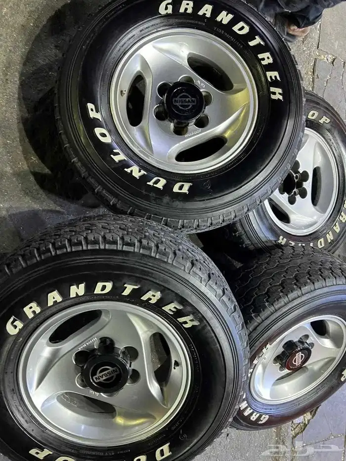 جنوط سنبوسه مع كفرات دنلوب مقاس 275.70.16 بترول فتك 3