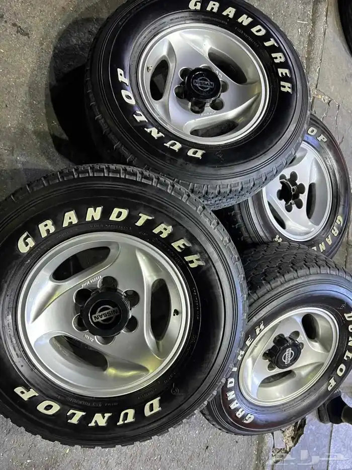 جنوط سنبوسه مع كفرات دنلوب مقاس 275.70.16 بترول فتك 1