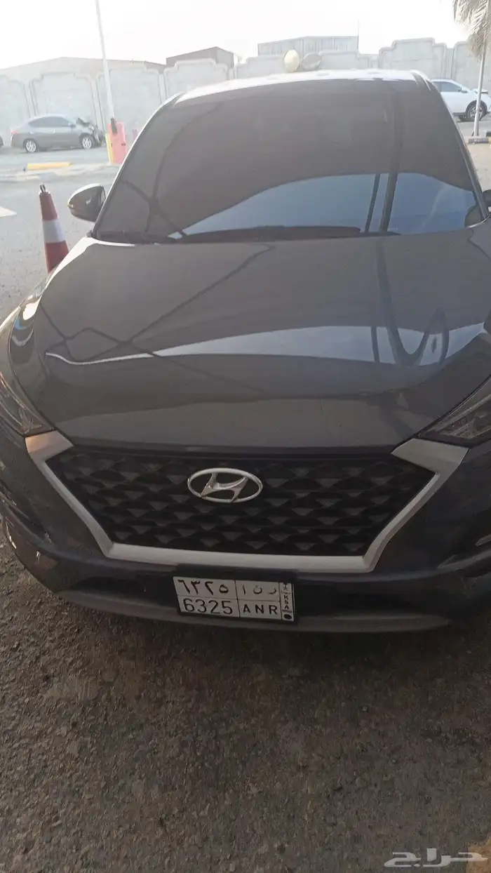 توسان بنزين 1600CC 5