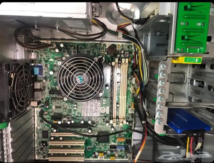 كمبيوتر اتش بي انتل كور اي 7 1