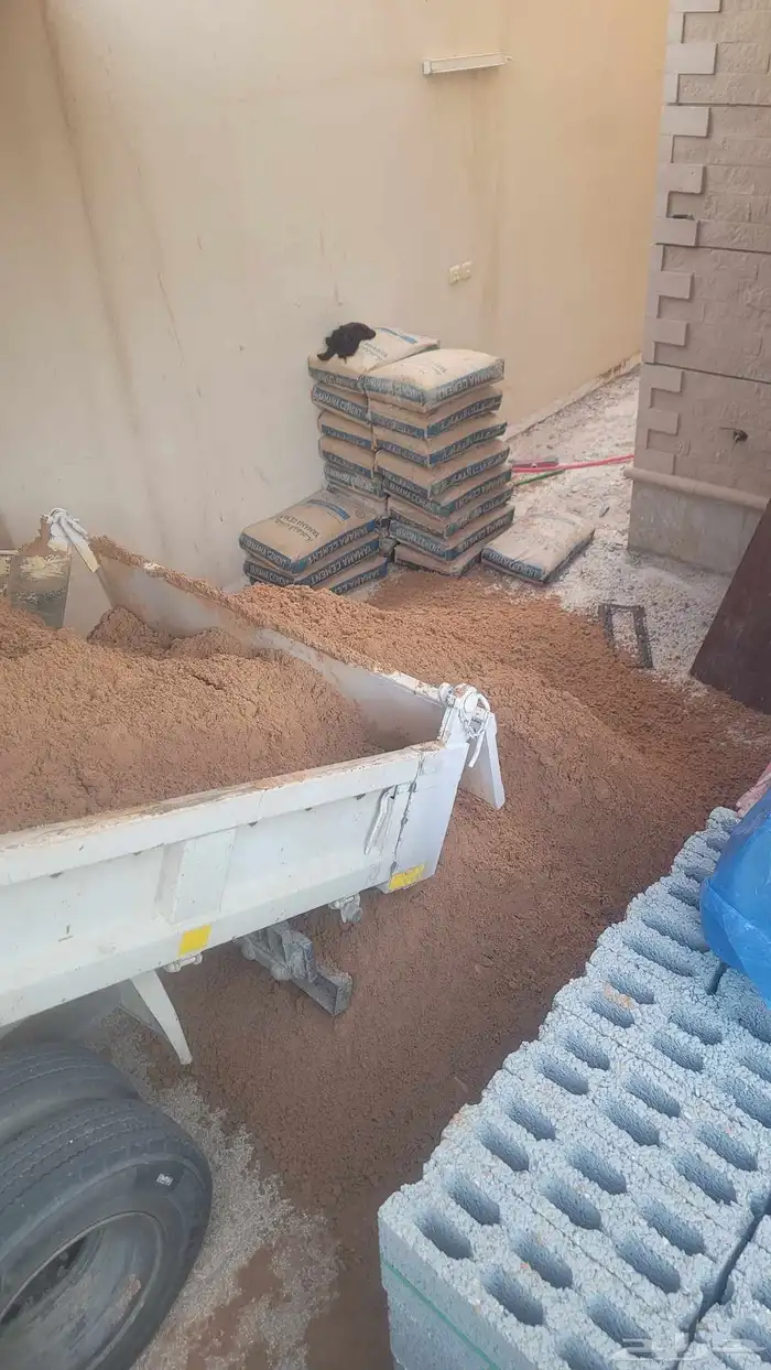 توريد جميع مواد بناء اسمنت رمل بلاط بندوره انترلوك مصدات عتب 3
