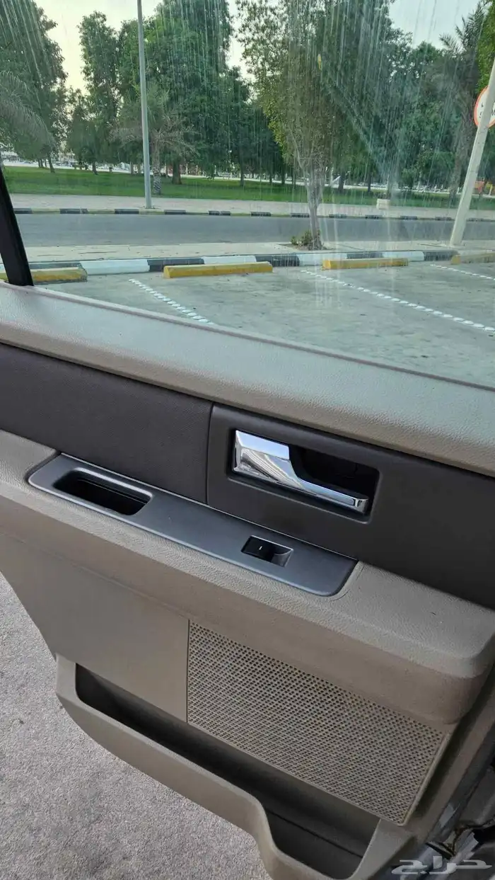 للبيع اكسبيدشن 2012 20