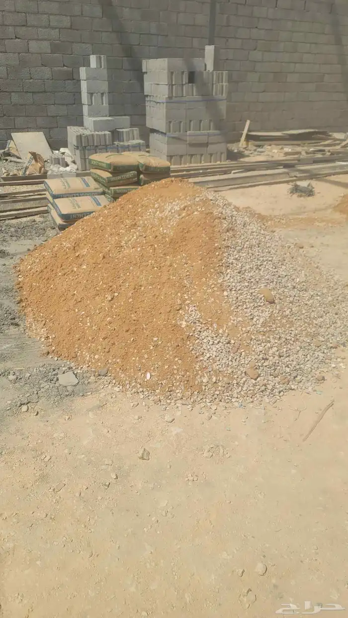 توريد جميع مواد بناء اسمنت رمل بلاط بندوره انترلوك مصدات عتب 9