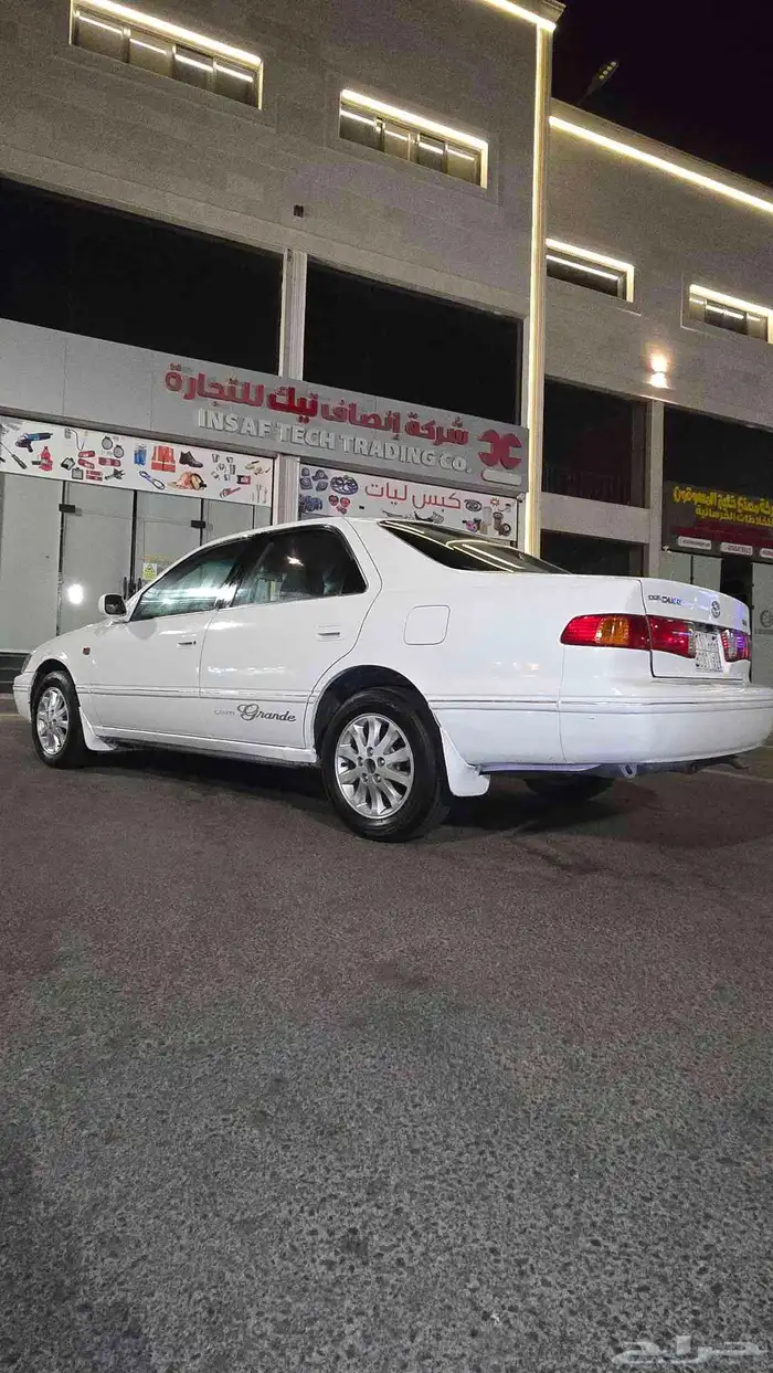 تويوتا كامري 2002 17