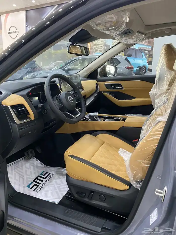 نيسان اكستريل SV بلس لون ابيض سقف اسود جديد اصفار 5