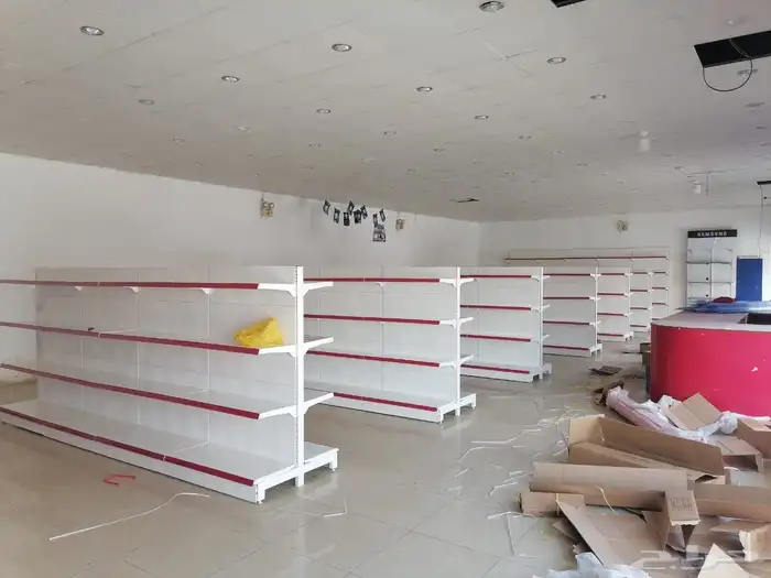 رفوف متنوعة باحجام واشكال مختلفة مستخدم وجديد بسعر مناسب 5